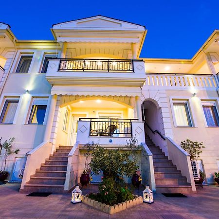 Mandani Villa Luxury Apartments ลีเมนาส ภายนอก รูปภาพ