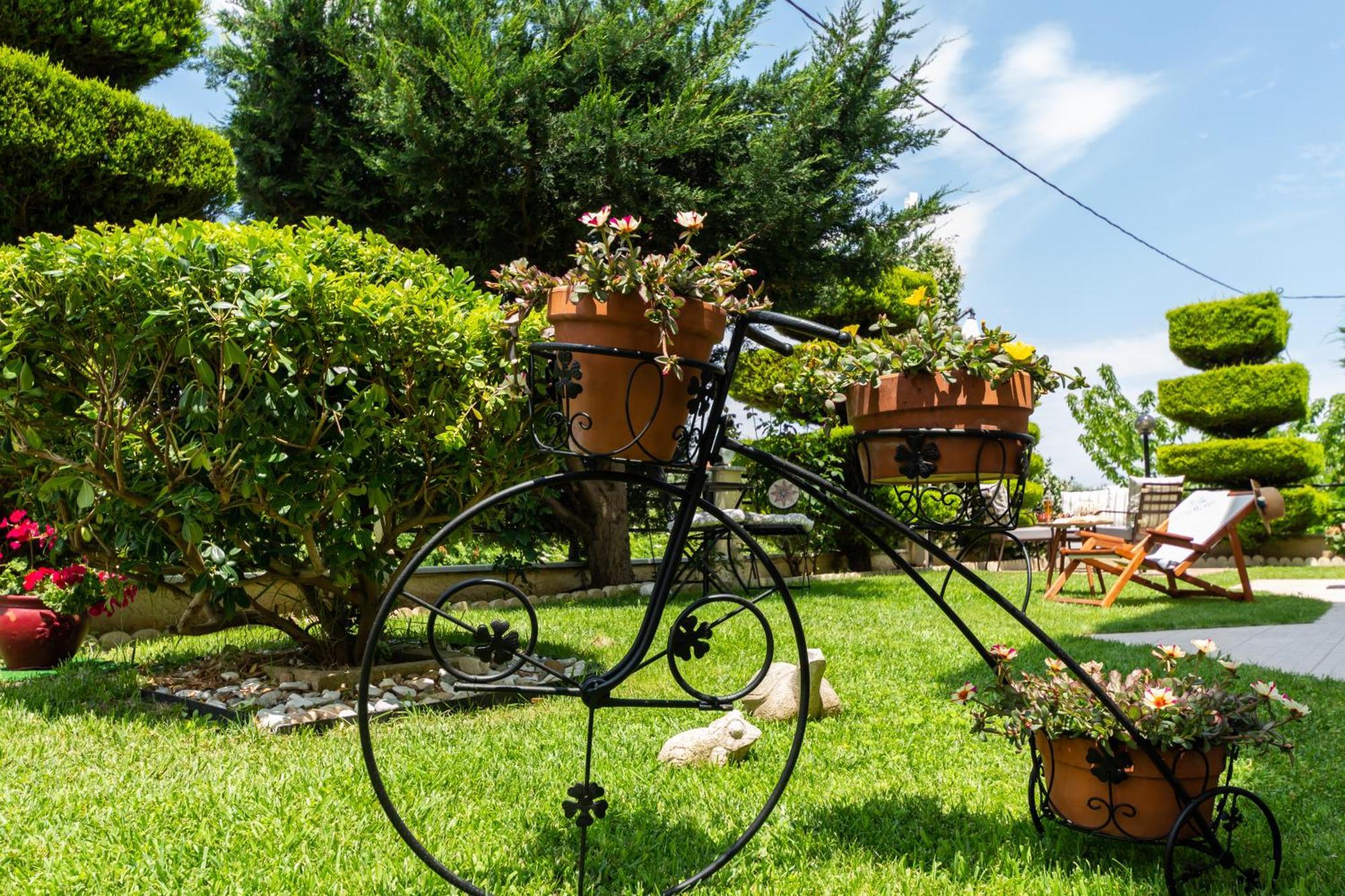 Mandani Villa Luxury Apartments ลีเมนาส ภายนอก รูปภาพ