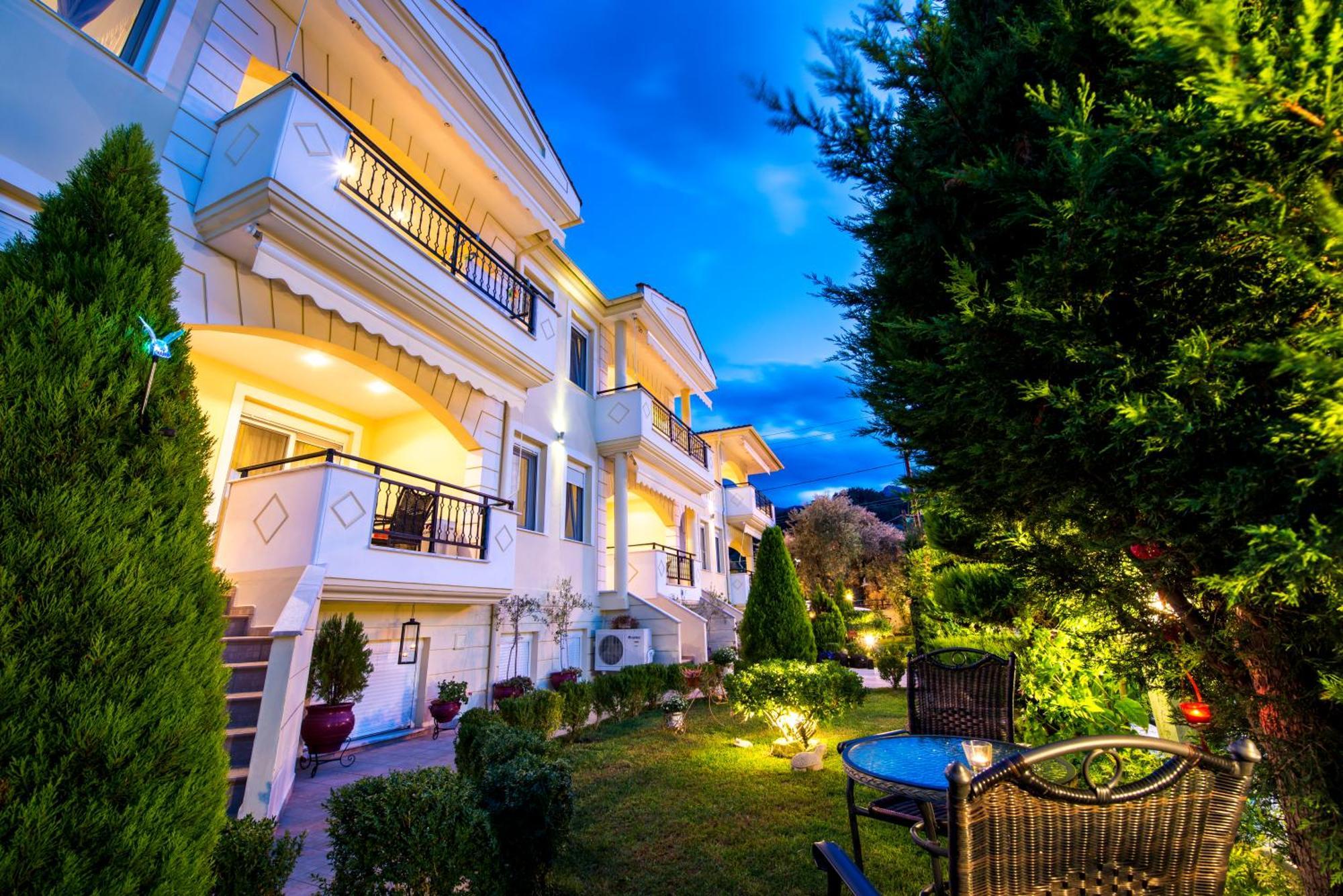 Mandani Villa Luxury Apartments ลีเมนาส ภายนอก รูปภาพ