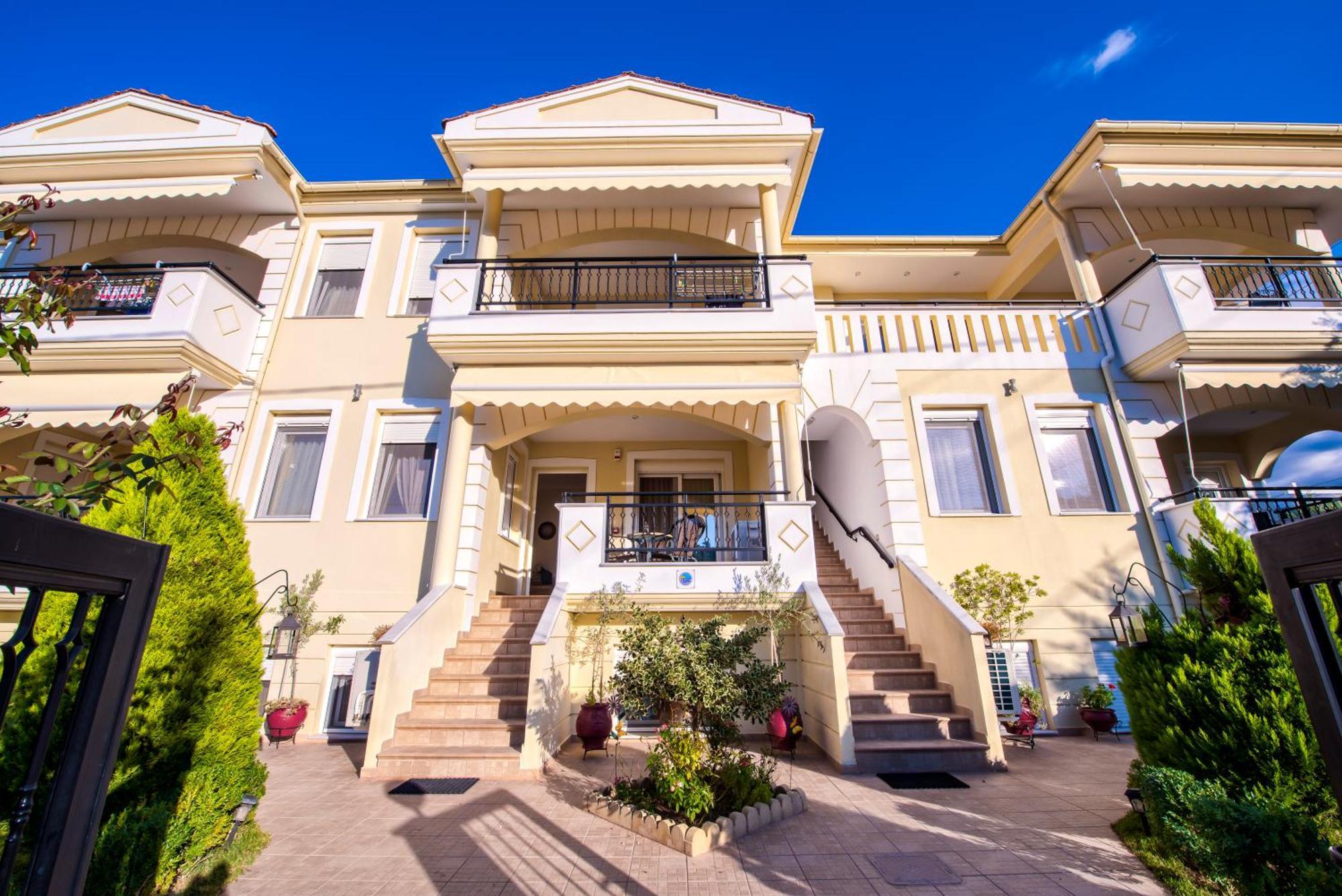 Mandani Villa Luxury Apartments ลีเมนาส ภายนอก รูปภาพ