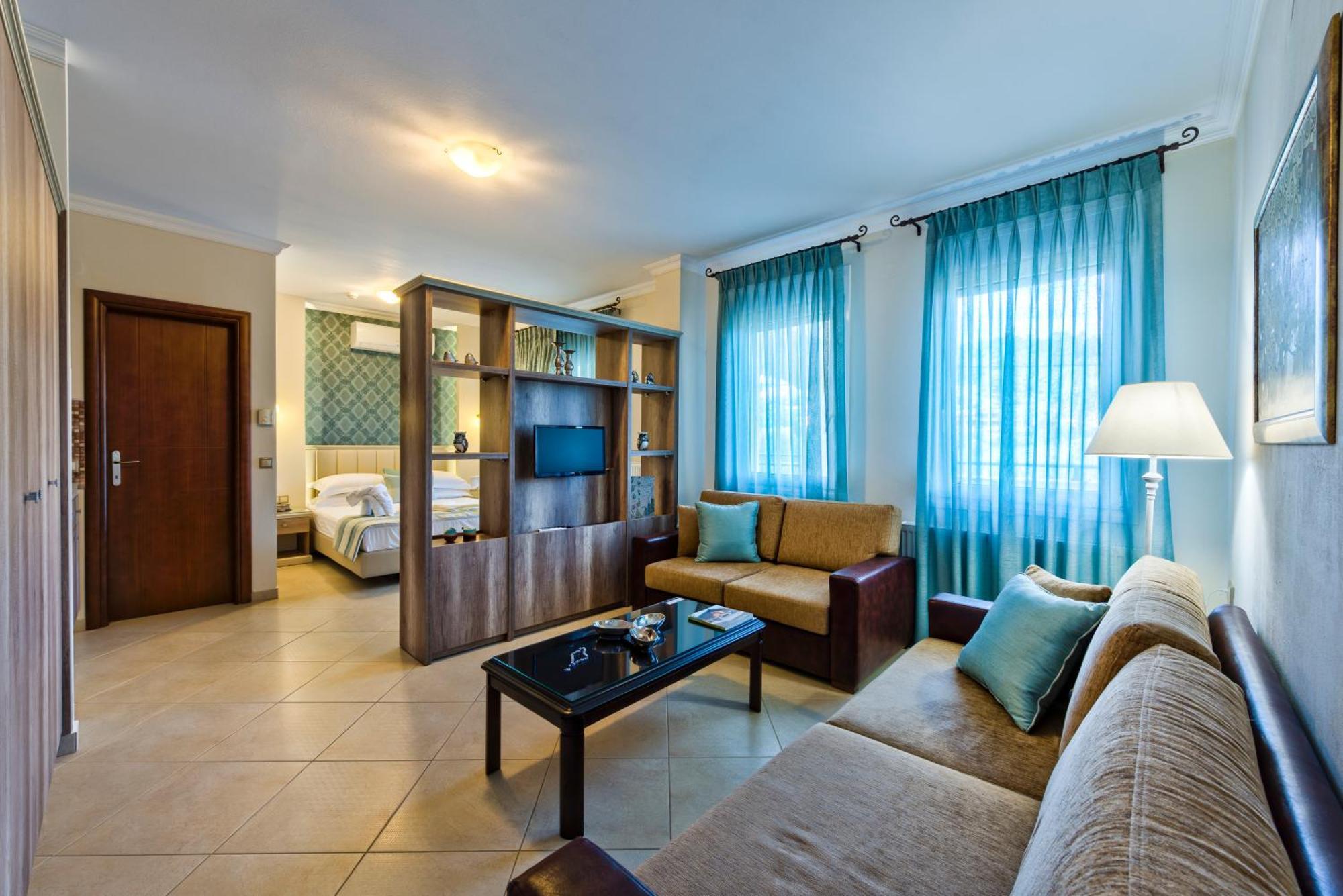 Mandani Villa Luxury Apartments ลีเมนาส ภายนอก รูปภาพ