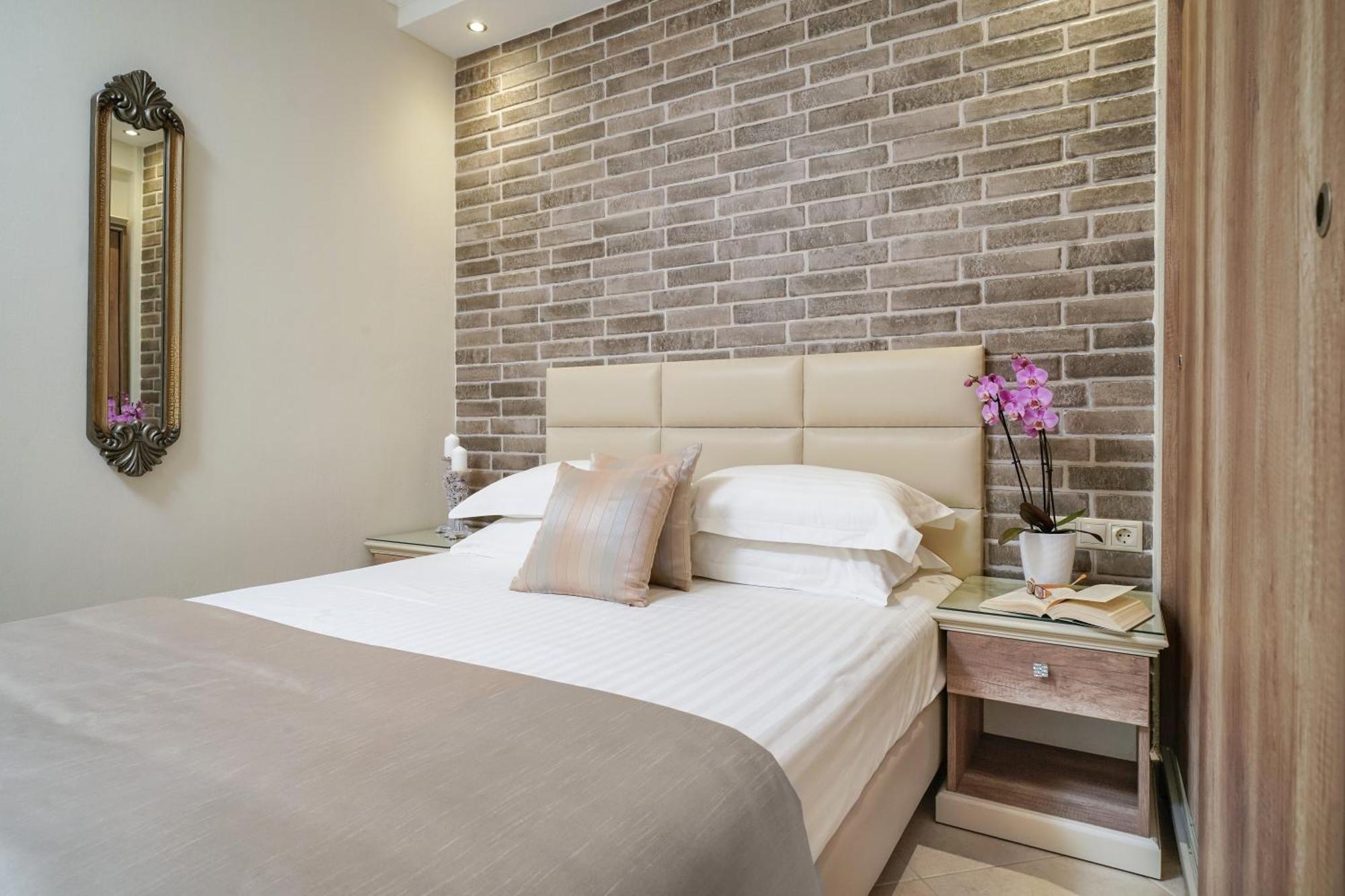 Mandani Villa Luxury Apartments ลีเมนาส ภายนอก รูปภาพ