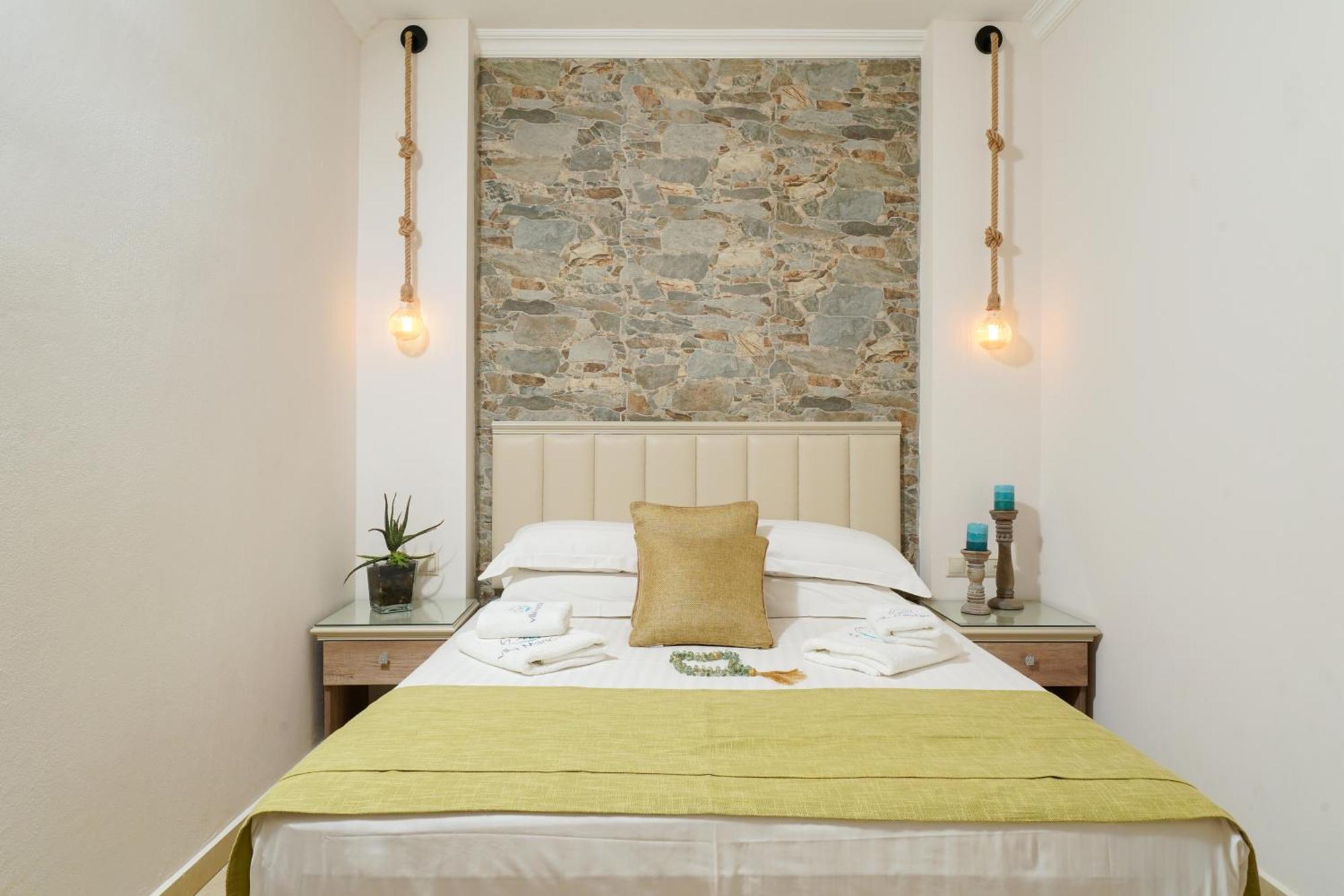 Mandani Villa Luxury Apartments ลีเมนาส ภายนอก รูปภาพ
