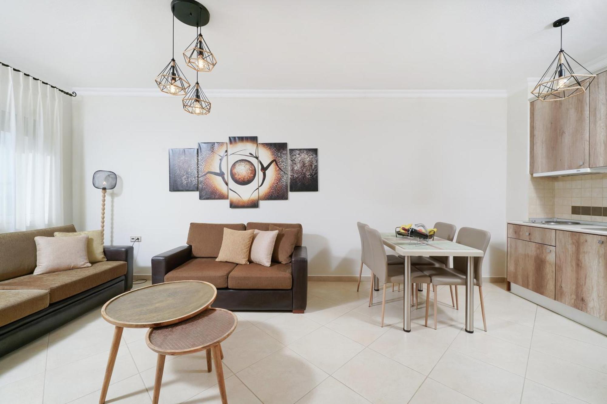 Mandani Villa Luxury Apartments ลีเมนาส ภายนอก รูปภาพ